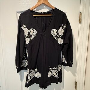 Zara Black V-Neck Tunic with White Floral Embroidery